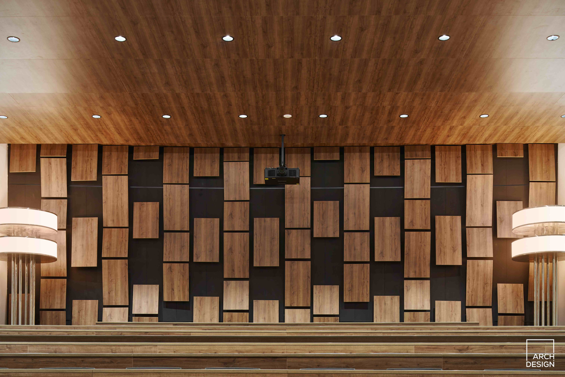 Studio Arch.Design zrekonstruovalo jednací síň Nejvyššího soudu v Brně