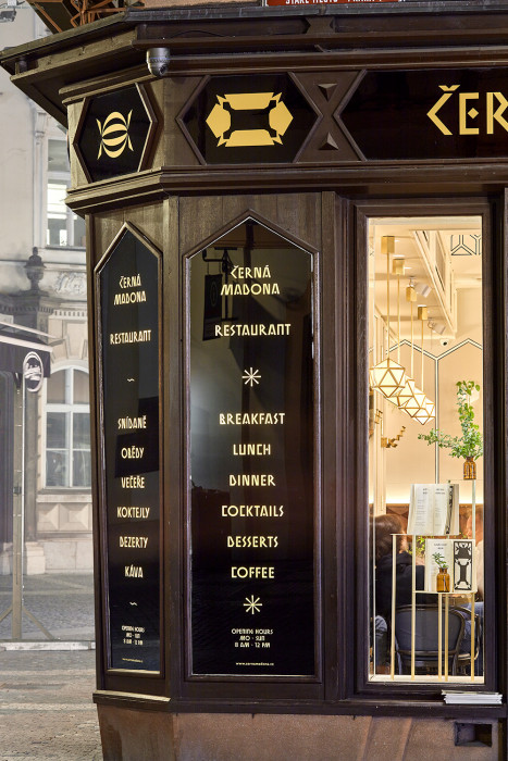 Interiér Restaurace Černá Madona, MIAOW