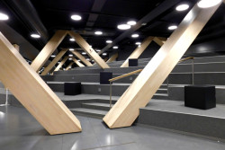 Centrální knihovna Oodi od  ALA Architects