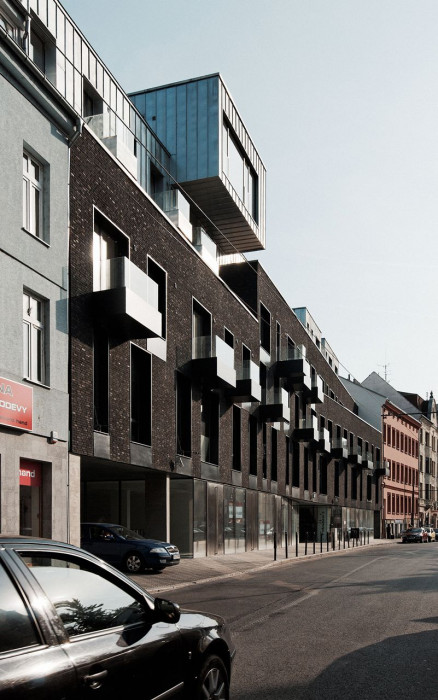 gutgut, JRKVC, DUN / Bytový dom na Dunajskej – foto