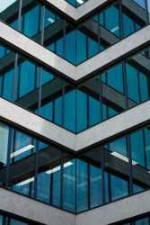 FIVE, QARTA architektura.