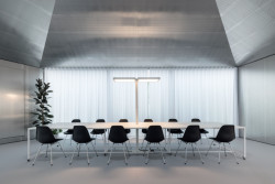 Centrum modulární architektury od ateliéru Chybík+Krištof Architects & Urban Designers