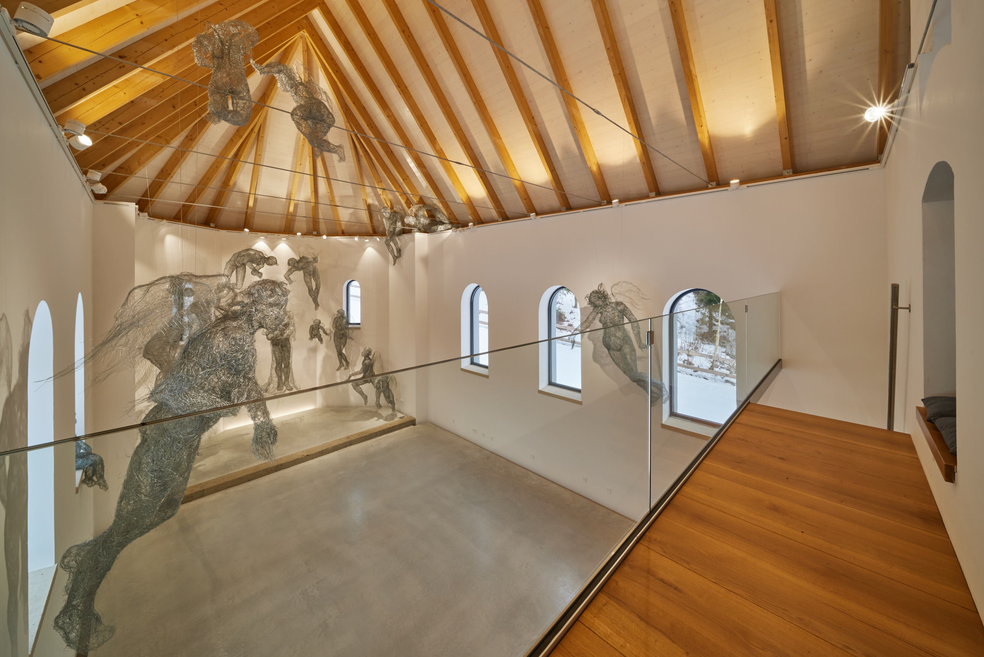 Rekonstrukce kostela sv. Josefa ve Slavětíně, ATELIER TSUNAMI: Obnovit ho nechali manželé Kasperovi, kteří k lokalitě mají osobní vztah