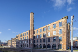 V realizaci Pheonix & Crusader Mills byl použit systém Aluprof MB-SLIMLINE.