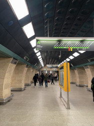 Po deseti měsících se otevřela zrekonstruovaná stanice metra Jiřího z Poděbrad