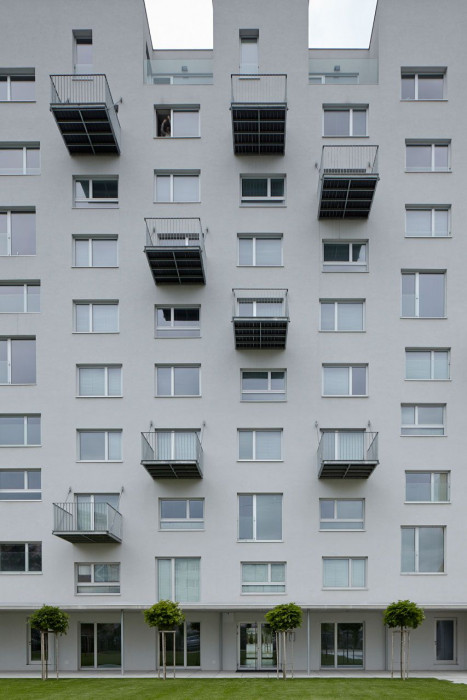 gutgut, Panelák v Rimavskej Sobote - foto