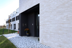 Projekt Waltrovka, použitý materiál: Glanzstück LF 2475 No. 7 a Glanzstück LF 2411 No. 4