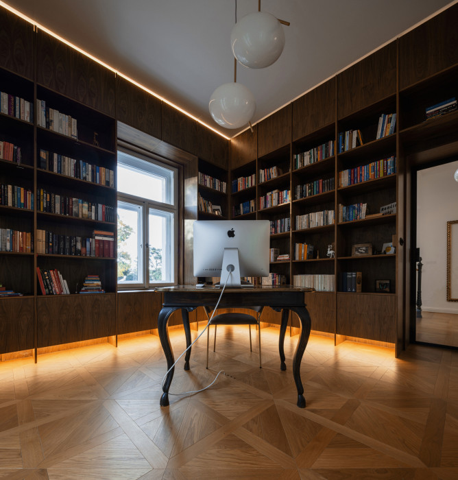 Zrekonstruovaná vila poblíž Prahy od Karnet architekti