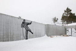 DOLK, Vězeň. Lokace: věznice Halden, Asplan Viak 2014 - foto