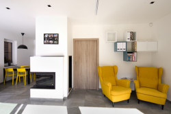 Proměna chaty v rodinný dům od studia Prajaga v Praze