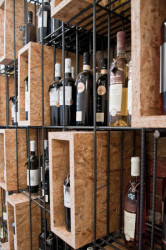 JEČMEN-CAHA architekti, Vinotéka a sýrárna v Blansku - foto