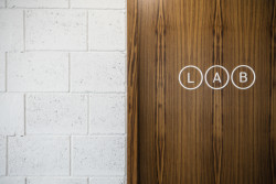 Zubaři Nad Mlýnem, studio Raketoplán