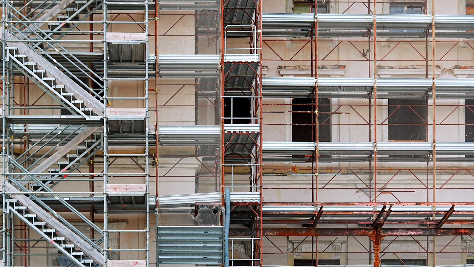 Právo nemovitostí, development a stavební právo