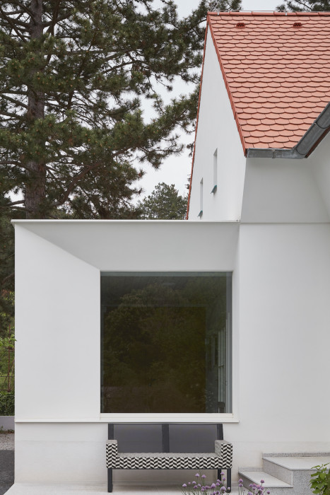 Vila s fontánou, Mjölk architekti