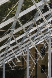 Architekti ze studia Chybík + Krištof obnovili slavný Mendelův skleník v Brně