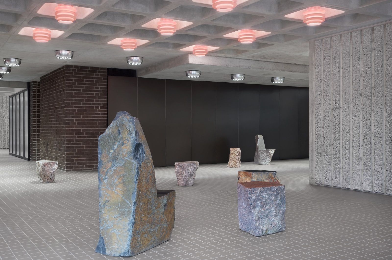 Úpravy budovy československého velvyslanectví ve Stockholmu na sídlo módní značky Acne Studios © Annabel Elston