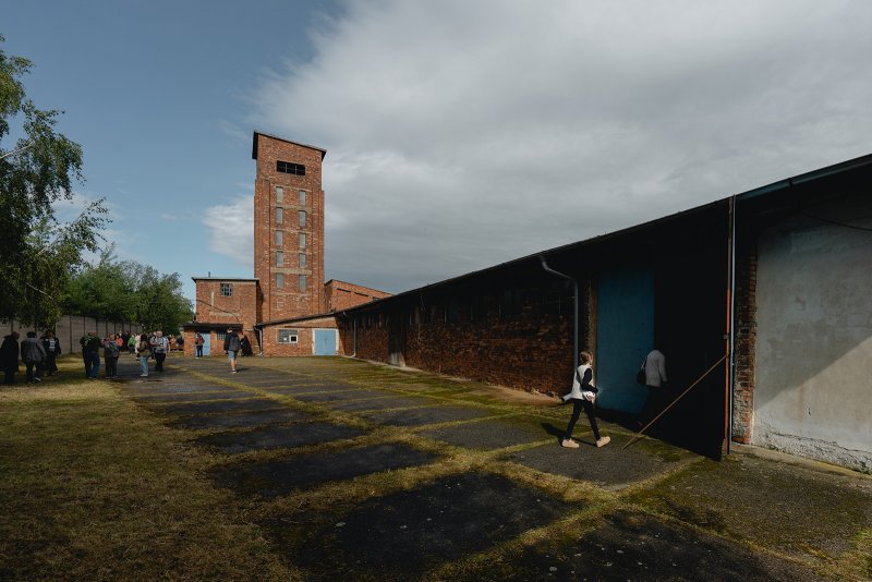 Expozice v Rudé věži smrti, studio COSMO: Věž je jedna z posledních památek