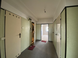 Původní stav (Rekonstrukce bytu v Holešovicích; B² Architecture)