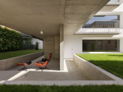 Bytový dům, Raphael Zuber