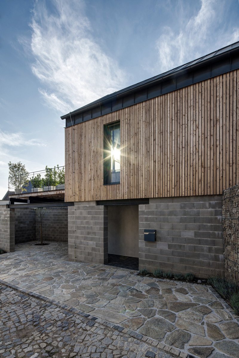 Boq architekti navrhli atriový rodinný dům na jižní Moravě
