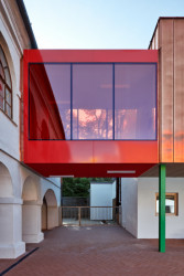 Rekonstrukce a rozšíření Základní školy Vřesovice, Public Atelier, studio FUUZE/ Jiří Markevič, Jaroslav Sedlák