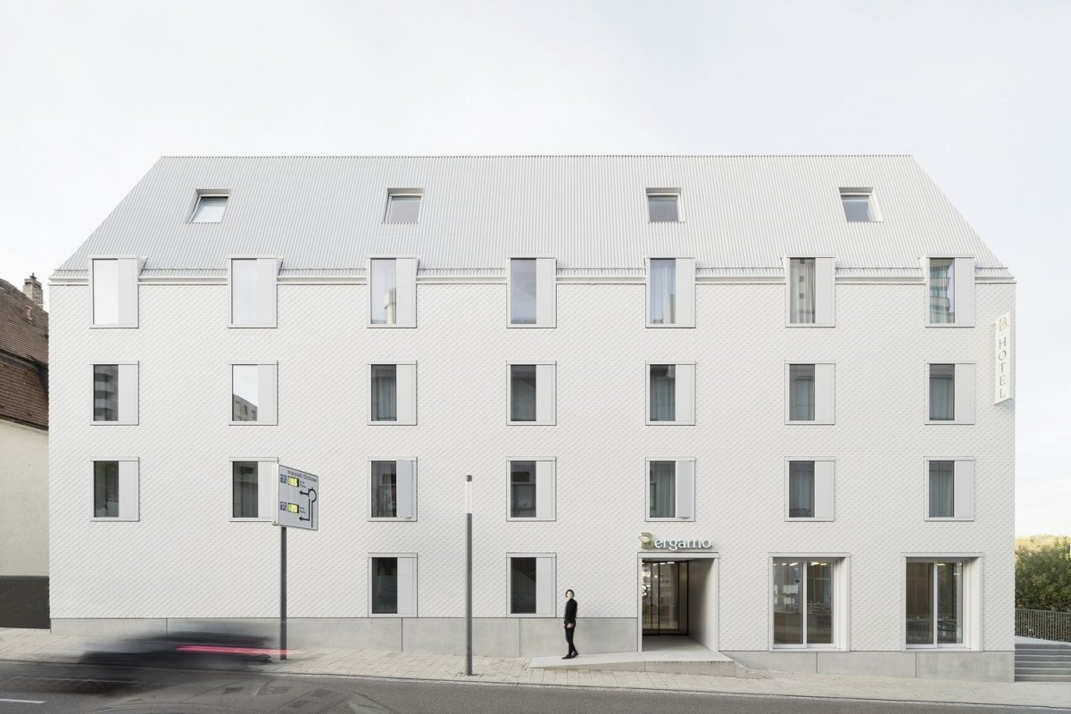 Hotel Bauhofstrasse, VON M