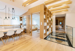 Konírna - interiér jednoho z apartmánů, Marco Maio Architects. Foto