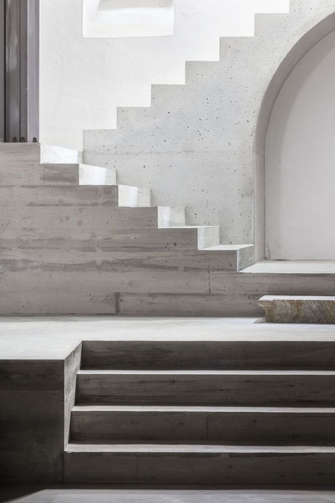 Venkovský dům ve vesnici Cruïlles od Majoral Tissino Architects