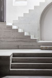 Venkovský dům ve vesnici Cruïlles od Majoral Tissino Architects
