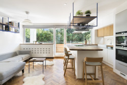 Houm ofis, No Architects