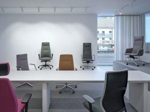 Nově zrekonstruovaný showroom LD Seating v pražském Karlíně od studia archicraft