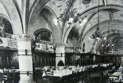 studio RAKETOPLÁN, Radniční sklípek v Liberci - původní dobové foto