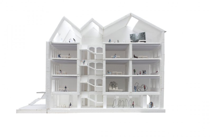 Vítězný návrh Centra současného umění a architektury v Českých Budějovicích od studií AFF Architekten + Malý Chmel, model
