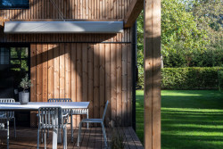 Architektka Tereza Čudová Ajmová zrekonstruovala dřevostavbu na Nymbursku.