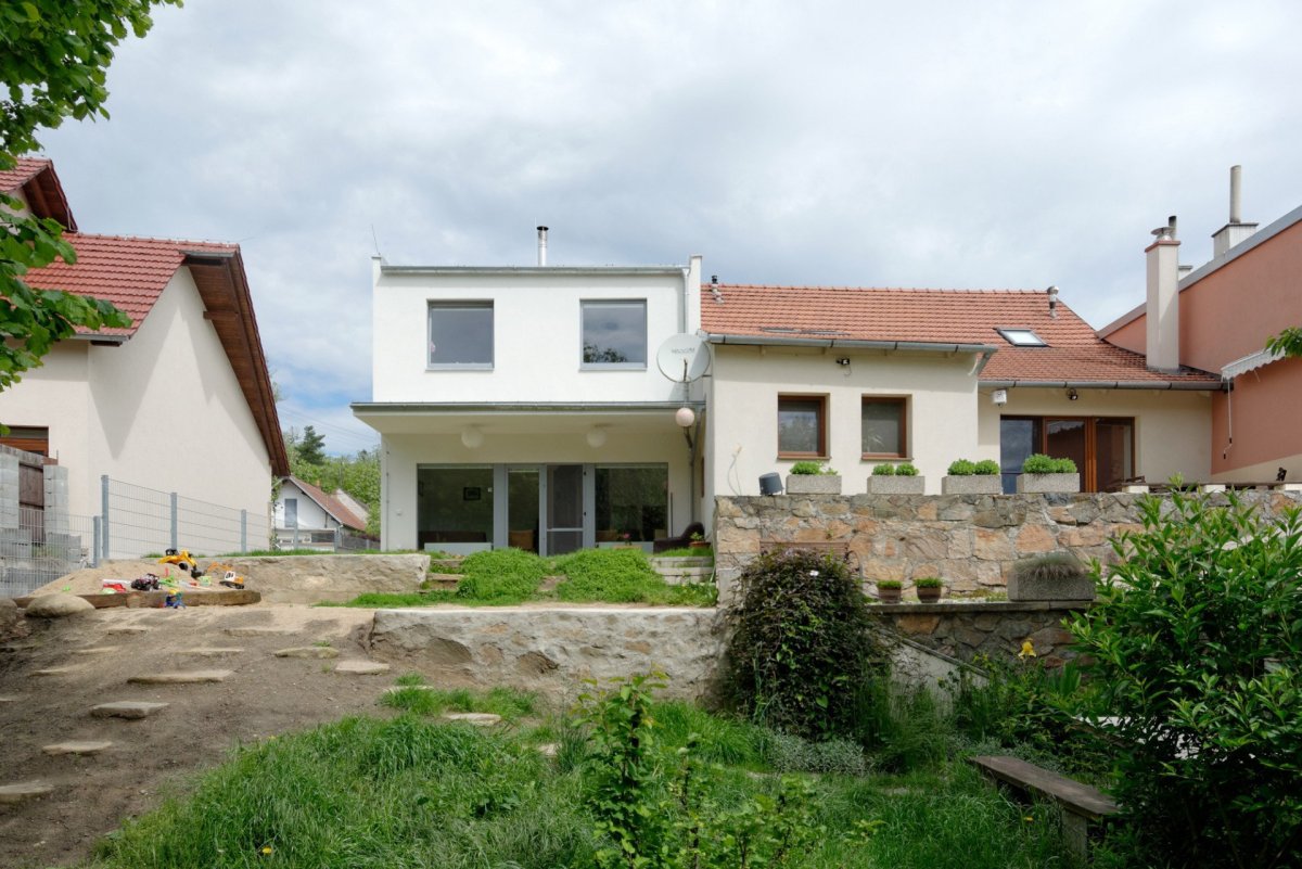 Rodinný dům Dolní Kounice, New Work / Svatopluk Sládeček, Jaroslav Matoušek, Petra Bitaudeau Vašková