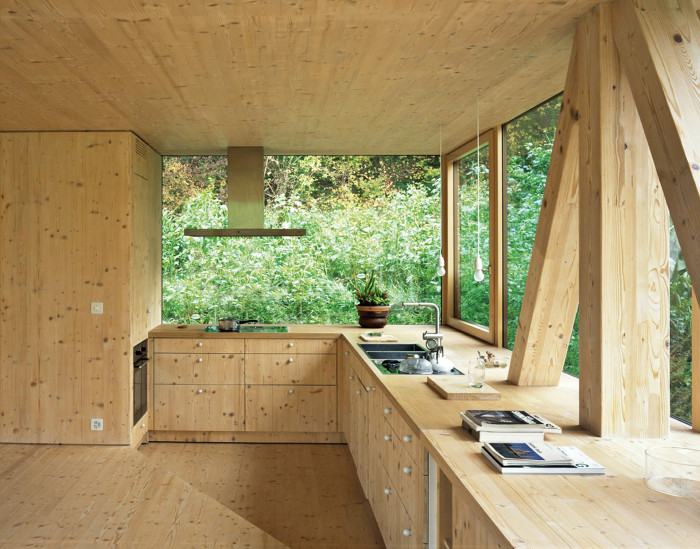 NOVATOP SWP jsou vhodné pro stavby, interiéry, truhlářství, nábytek.