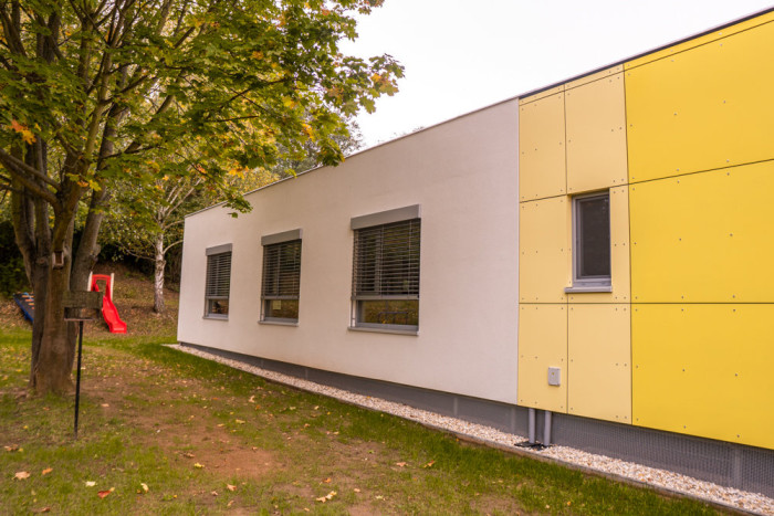 Veřejné stavby založené na vrutech - Základní a mateřská škola Střelice