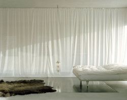 Brandlhuber+ Emde, Schneider, Antivilla - foto