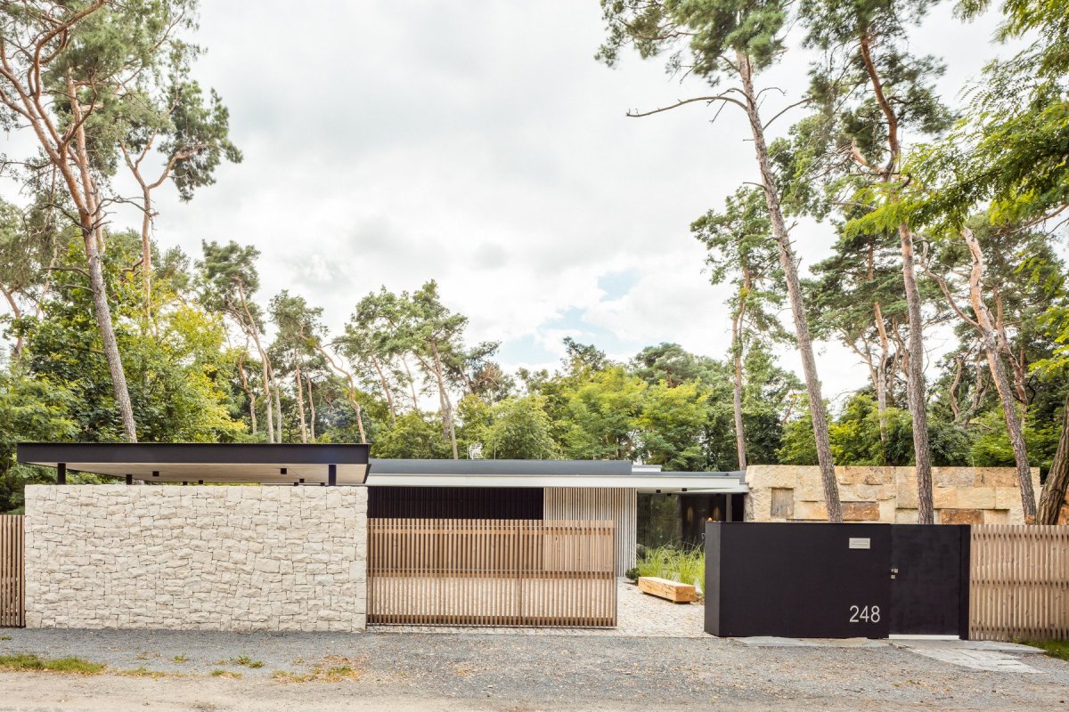 Rodinný dům v severočeské Lhotě od Ateliéru Kunc Architects