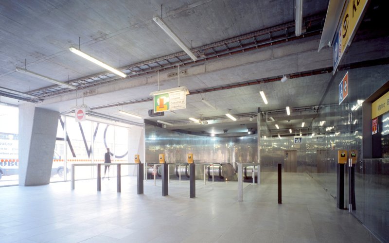  (Industriální stanice metra na Vysočanech; Chalupa architekti a partneři)