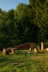 Ohniště (Chata Bebech, JANSELF STUDIO)