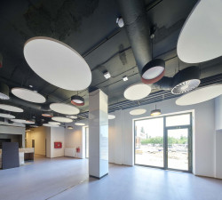 Rekonstrukci milovického kulturního domu navrhlo studio Hexaplan.