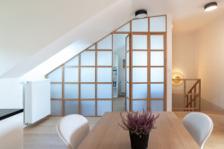 Interiér mezonetového bytu, studio AEIOU