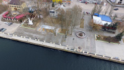 +48 Grupa Projektowa, Vladimír Balda, Jiří Žid, Pavilon na nábřeží Dněpru – foto