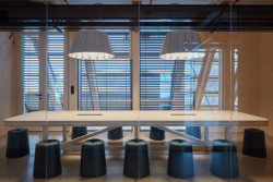 Sídlo Kloboucké lesní od ateliéru Mjölk