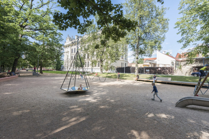 Obnova nábřeží řeky Loučné v Litomyšli, Rusina Frei