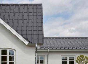 Střešní krytina Structa od Swisspearl je ideálním řešením pro rodinné domy i rekonstrukce.