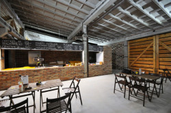 PROKŠ PŘIKRYL ARCHITEKTI, Zázemí biotopu v Honěticích u Kroměříže – foto