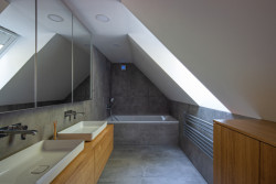 Dům v lese, Petr Vacek, Simona Fišerová