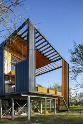 Skatehouse poblíž města Rosario od Macu Bulgubure